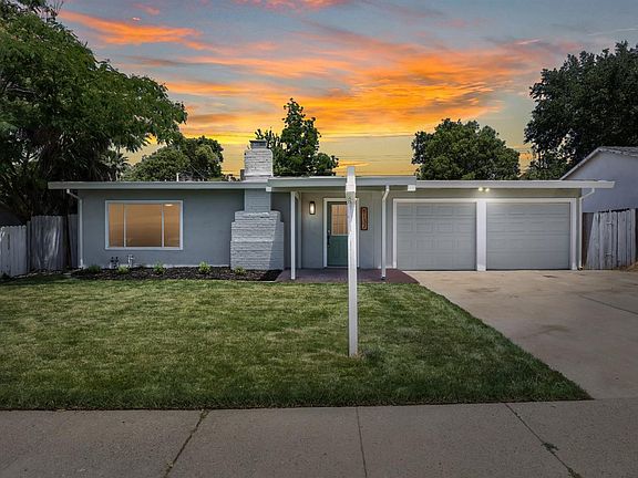 4th image of 8137 Molokai Way