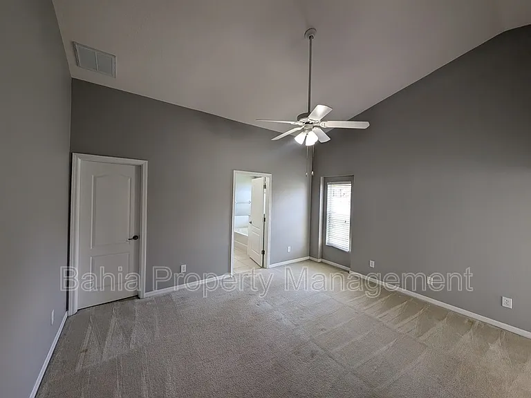 31404 Philmar Ln — Photo 8