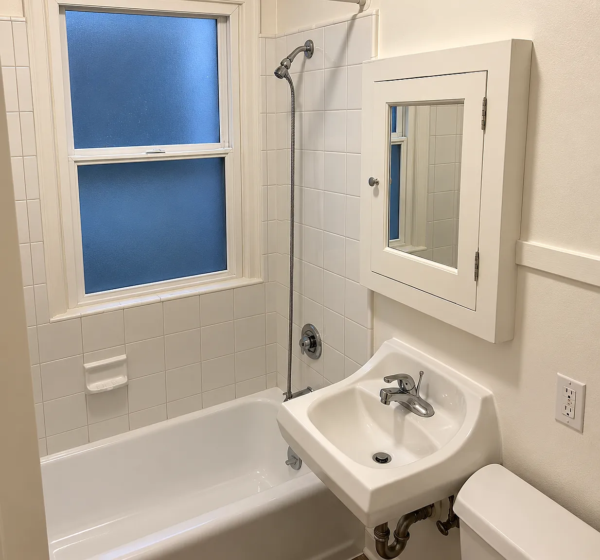 205 Jones Street — Photo 3