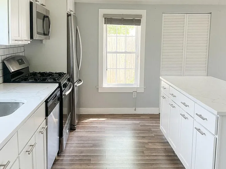 37 Myrtle Ave — Photo 5