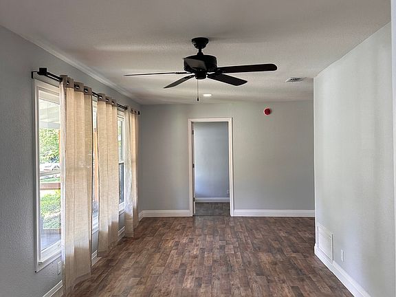5th image of 139 SAVANNAH DR