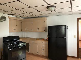43 E St APT 1, Bristol, RI 02809