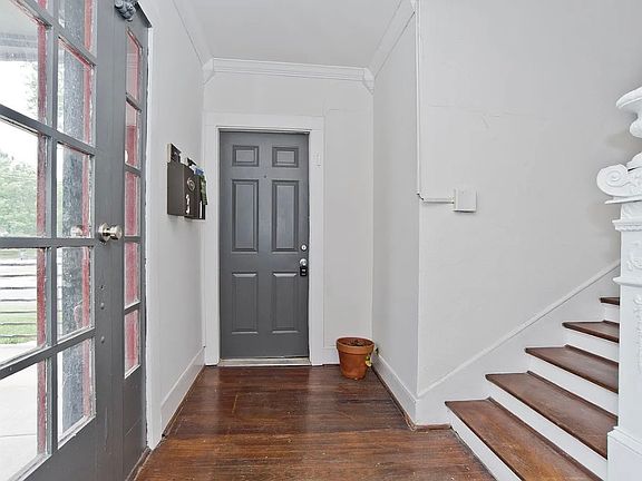 5th image of 5901 Belmont Ave APT 1