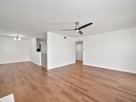 5th image of 2354 50th Ave