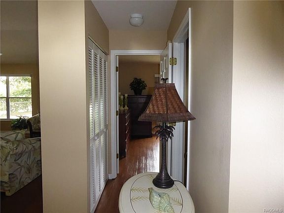 3rd image of 4358 N Lincoln Ave