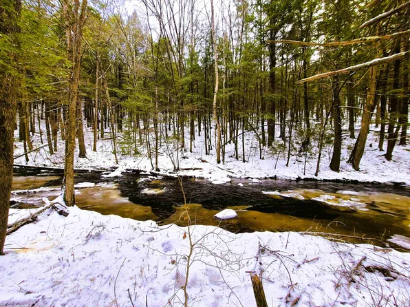 525 Richmond Road, Winchester, NH 03470