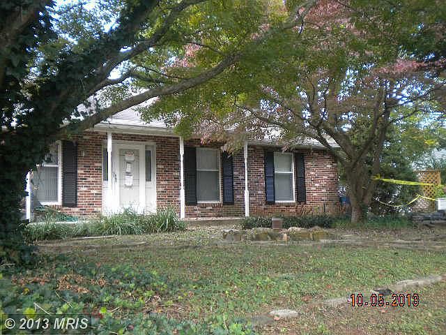 1st image of 824 Randolph Dr