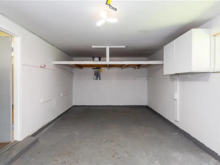 4517 Winchester Dr — Photo 24