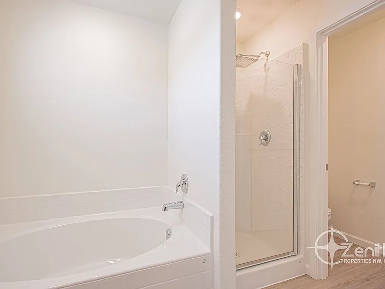 1316 W 15th Ave — Photo 32