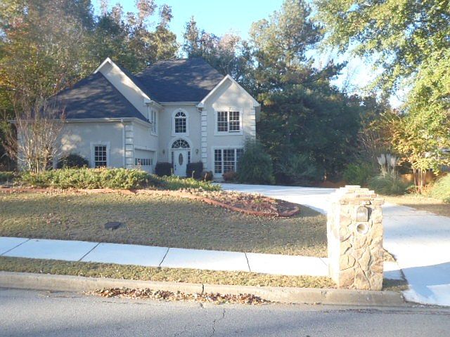2nd image of 2210 Vinings Ln