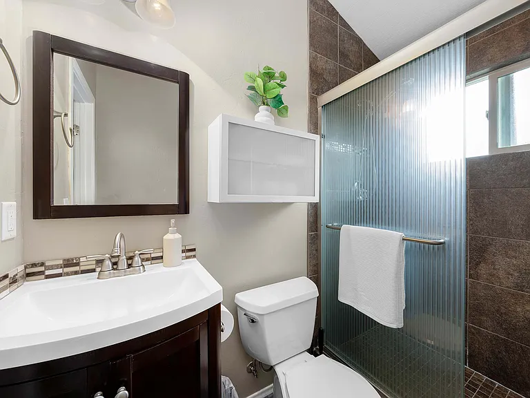 4819 Del Mar Ave — Photo 39