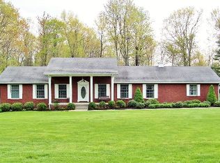 108 Beechwood Dr, Beaver, WV 25813