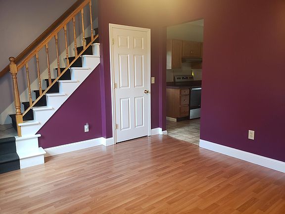 5th image of 131 Helderberg Ave #A