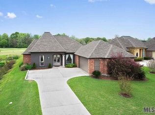 22758 Fairway View Dr, Zachary, LA 70791