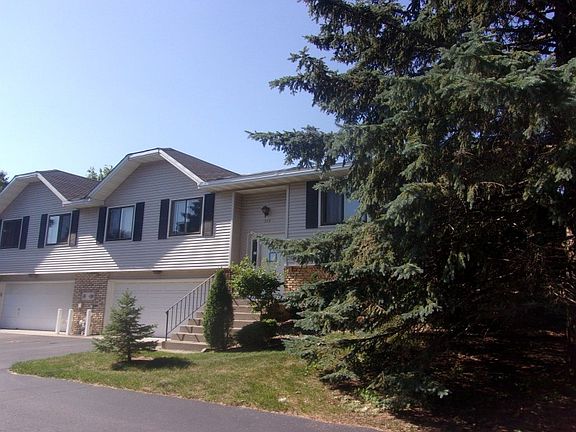 2nd image of 573 Clover Leaf Pkwy NE