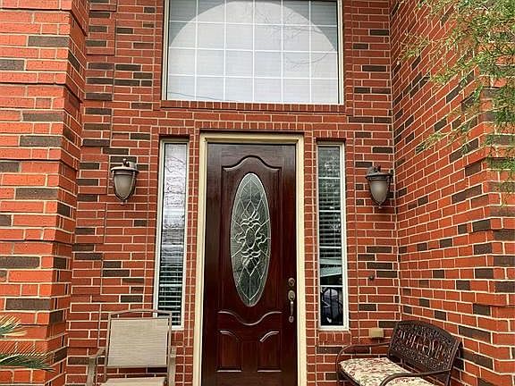 3rd image of 4015 Wilmer St