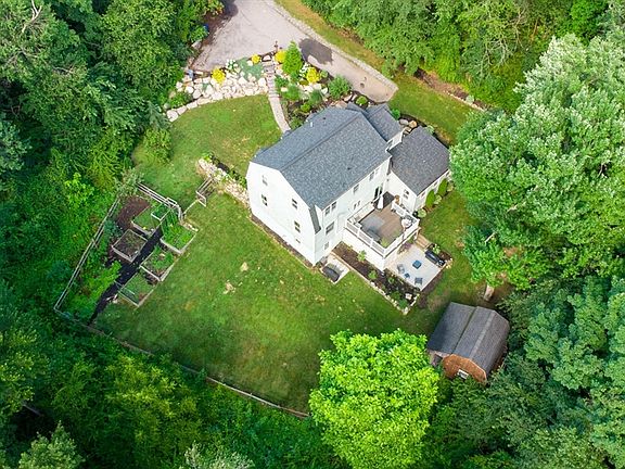 4th image of 114 Malwood Ave