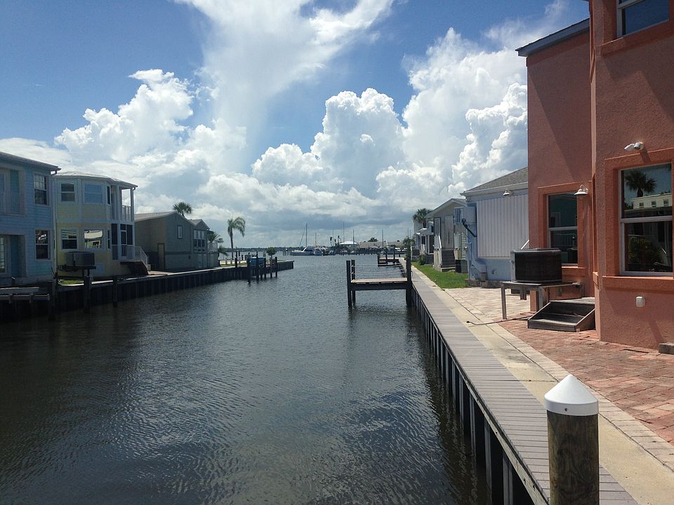 1st image of 2066 Nettles Blvd
