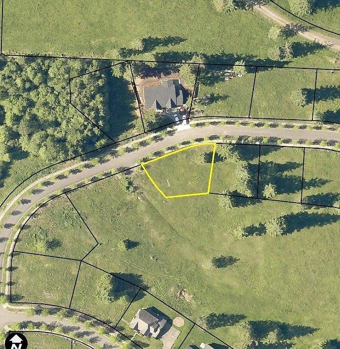 1st image of 114 Redwood Ln