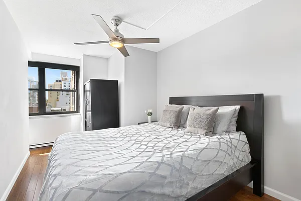 Sold by Compass | media 6