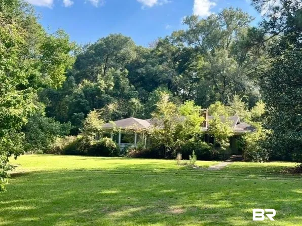 108 Chaney St, Evergreen, AL 36401