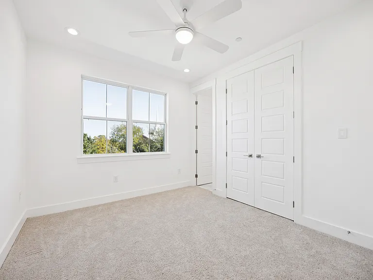 262 Harris St — Photo 22