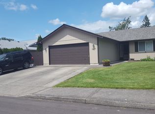 1427 E 3rd Cir, La Center, WA
