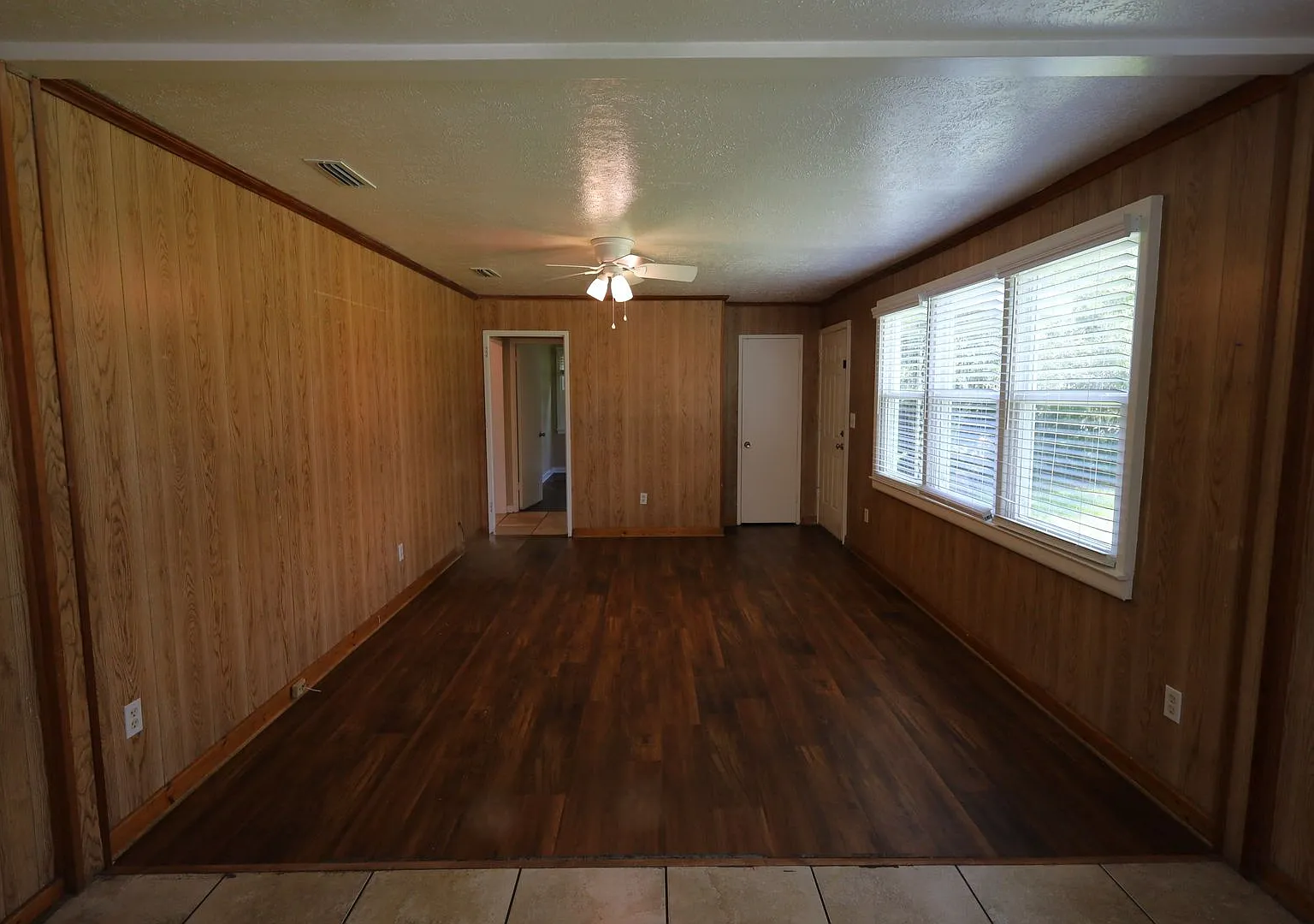 1700 Clover Drive — Photo 2