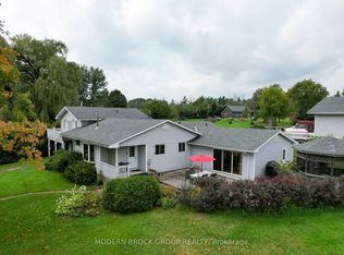 1590 County Road 2 Rd, Augusta, ON K0E1T0