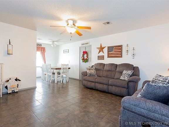 4th image of 41333 E County Road 1232