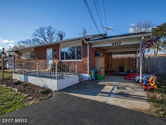 2nd image of 4912 Treetop Ln