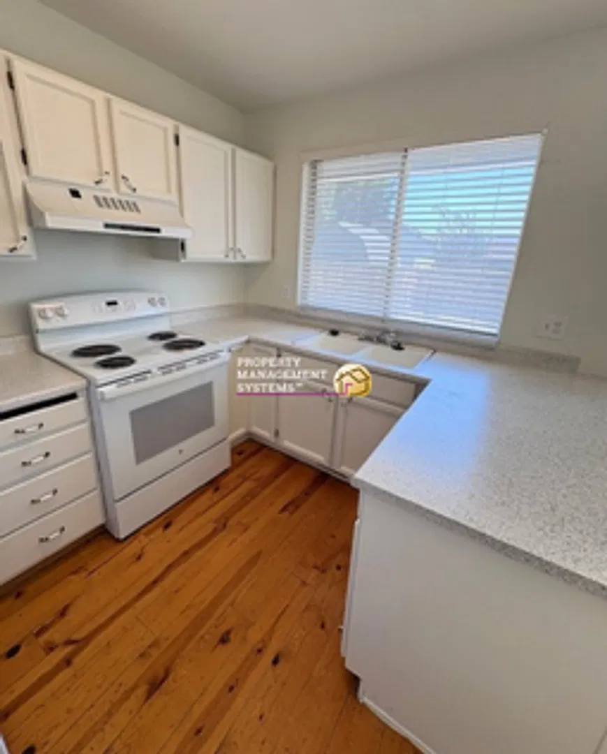 4 Bedroom Home for Rent in Kearns! — Photo 4