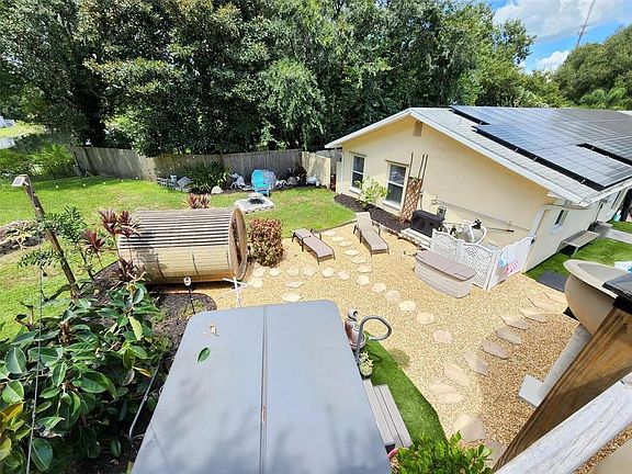 3rd image of 2115 Karen Dr #1