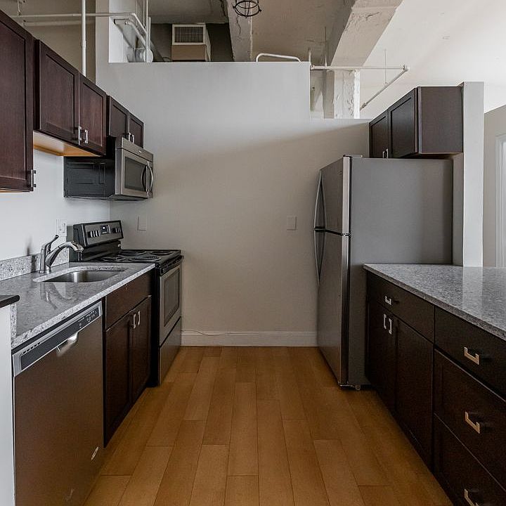 4600 Woodward Ave Apt 212, photo 17