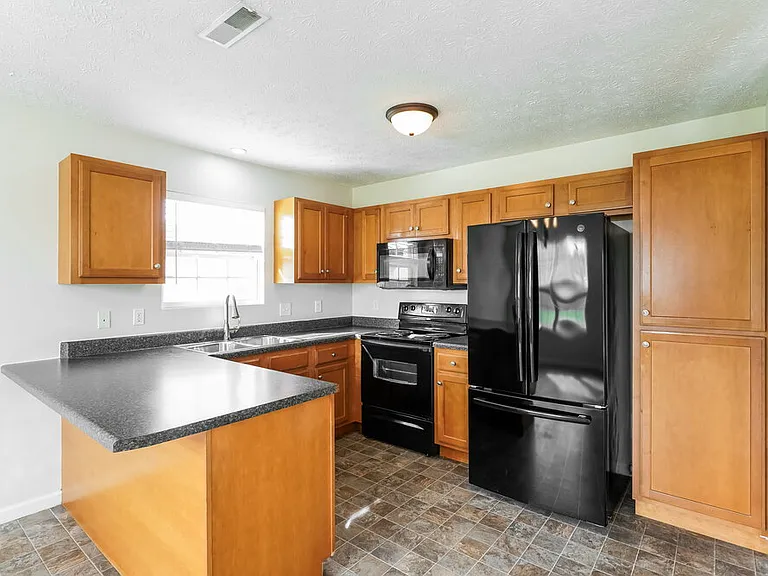 1533 Passage Dr — Photo 8