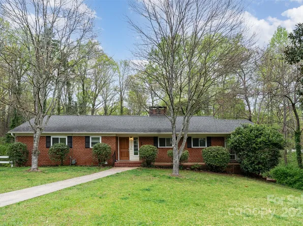 2714 Dogwood Cir, Charlotte, NC 28208