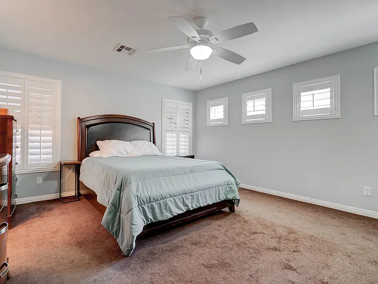 48 Jasmine Point St — Photo 20