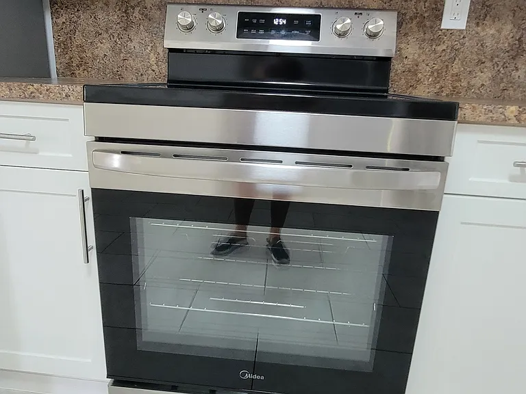 Glass cooktop