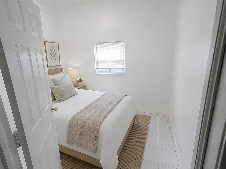116 Bay 50 St #2 — Photo 11