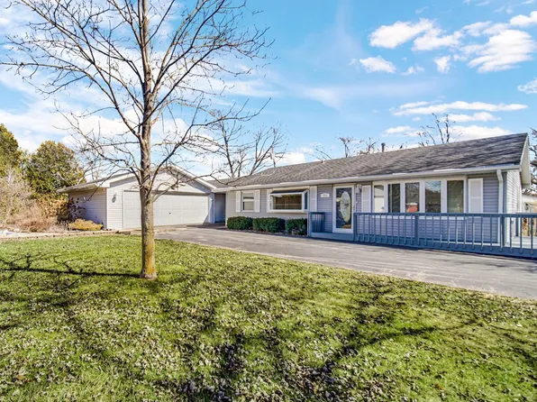 775 McCool Rd, Valparaiso, IN 46385