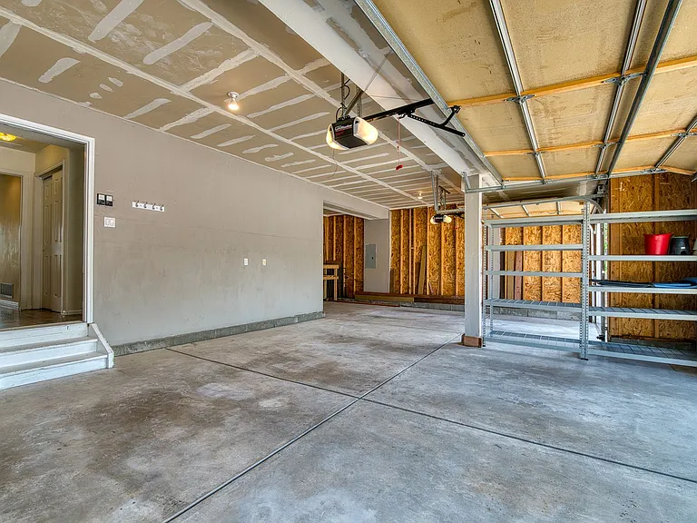 705 Witchhazel Ct — Photo 48