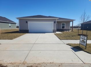 1009 Spring Creek Rd, McPherson, KS 67460
