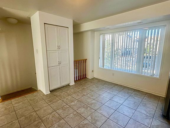 4th image of 3050 Erin Centre Blvd #73