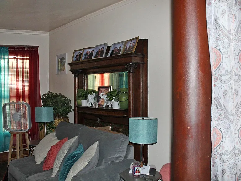 12 Kent St #2 — Photo 4