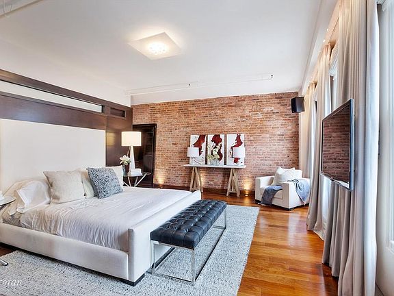 4th image of 48 Great Jones St APT 6R