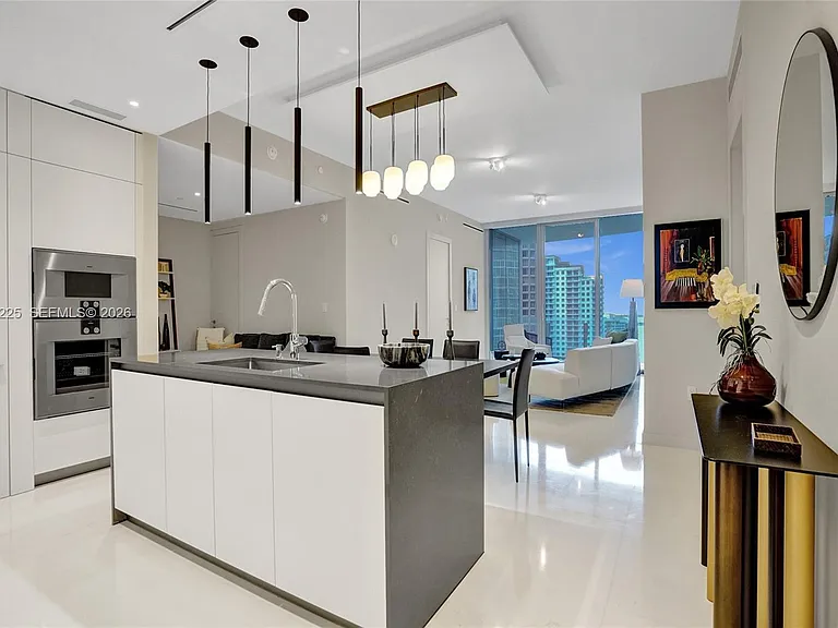 300 Biscayne Boulevard Way #2305W — Photo 19
