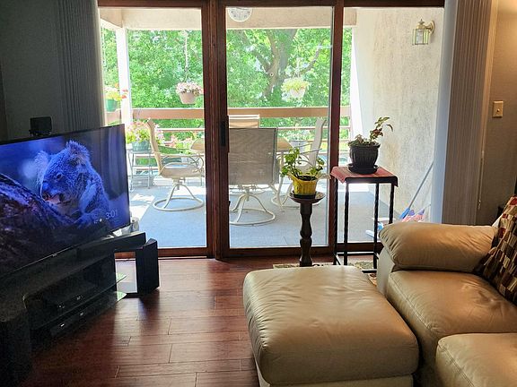 5th image of 520 5th St SW Unit 217