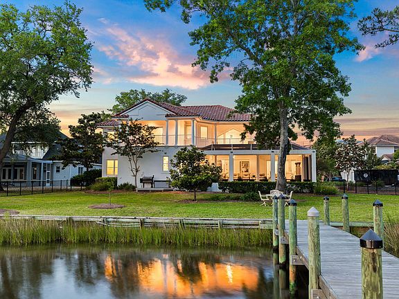 2nd image of 1802 Driftwood Point Rd