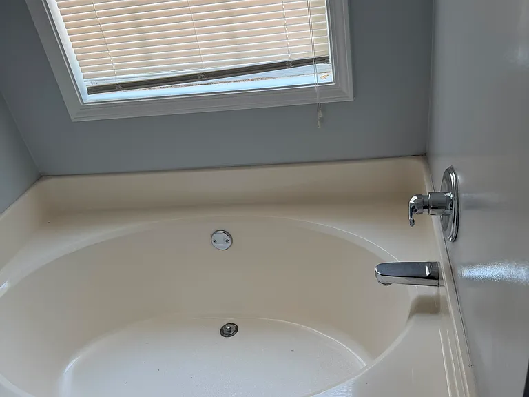 5810 Woodberry Walk — Photo 13