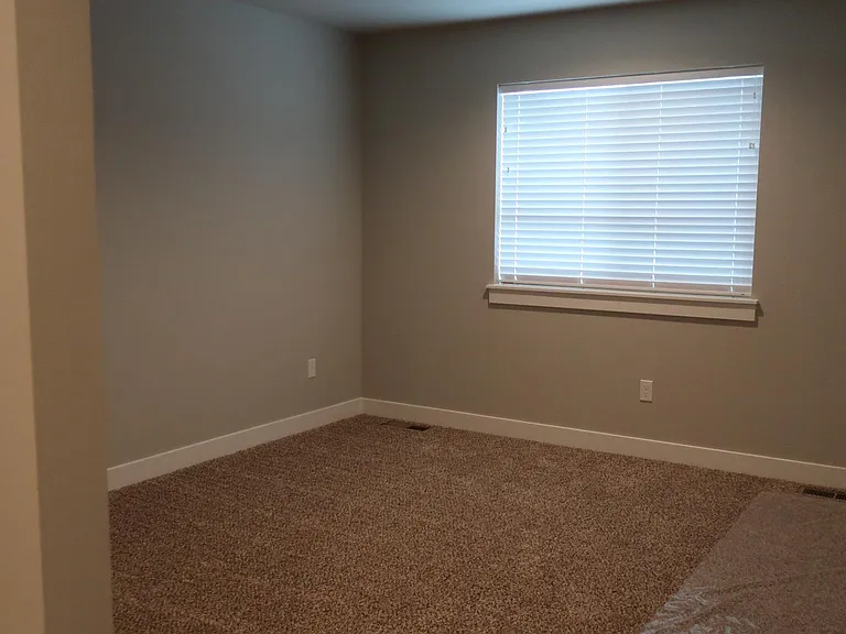 1099 New Oak Ln — Photo 12